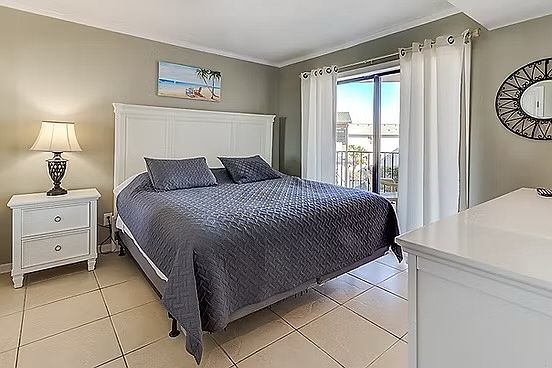 1st image of 1 Lumina Ave S #104