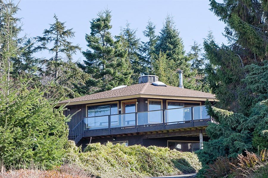1st image of 1823 Fircrest Ave