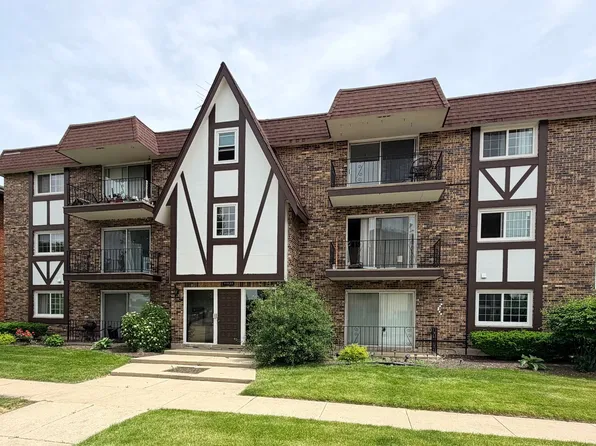 11035 South Keating Avenue, 11035 S Keating Ave APT 1NE, Oak Lawn, IL 60453