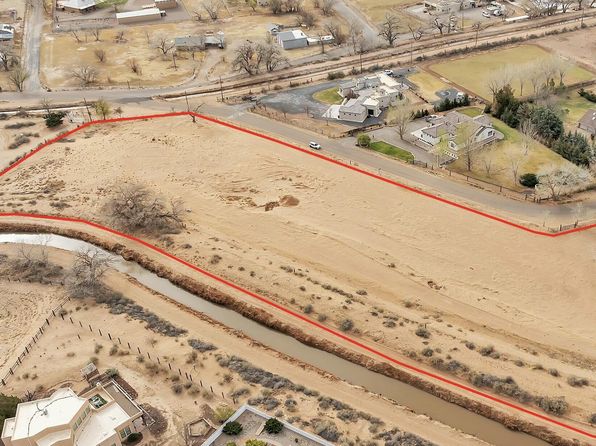 1361 Sichler Rd, Los Lunas, NM 87031