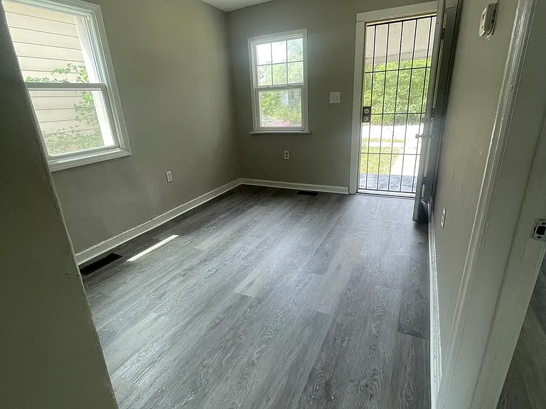 2247 Connecticut St — Photo 2