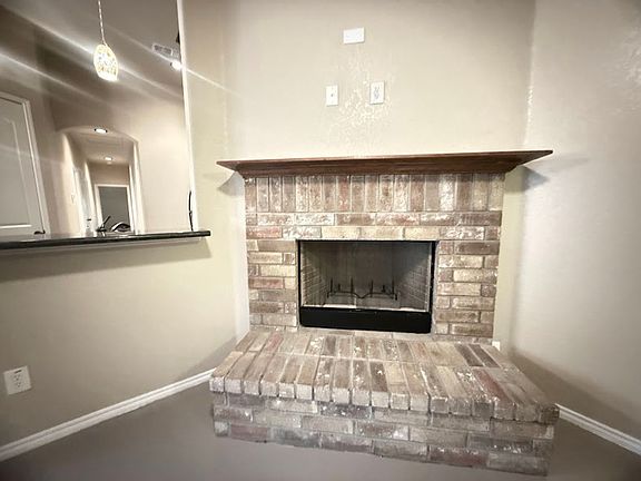 3rd image of 254 Rosalie Dr