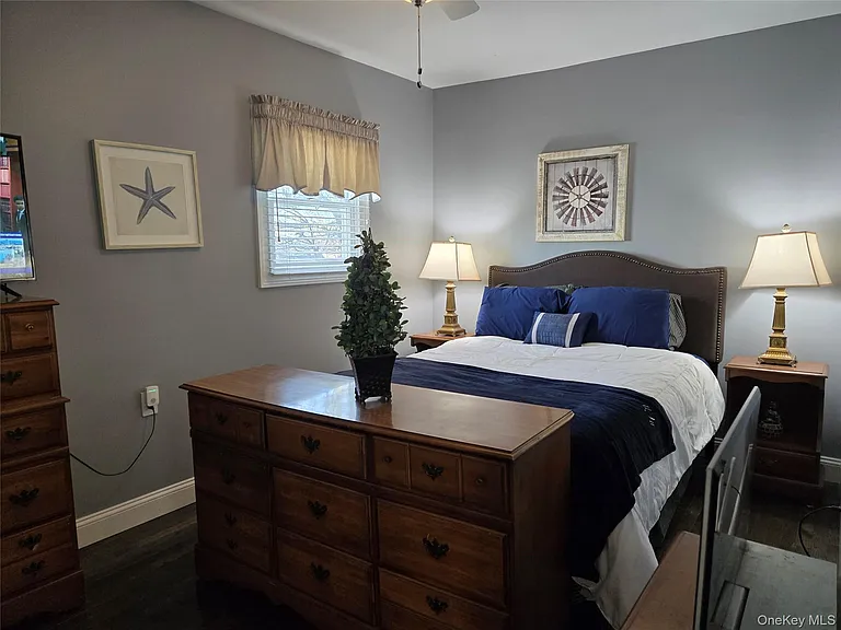 70 Harmon St — Photo 13