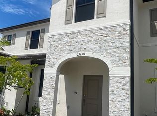 23450 SW 127th Pl, Homestead, FL 33032