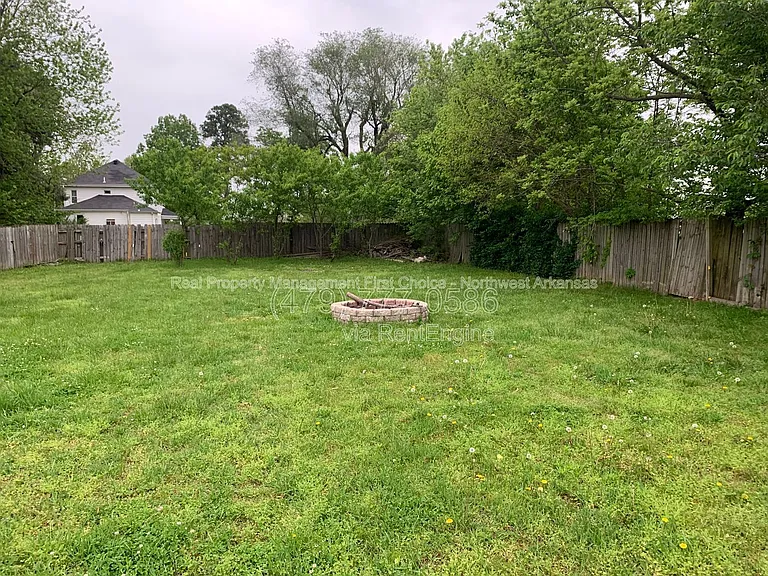 509 E Pinion St — Photo 10
