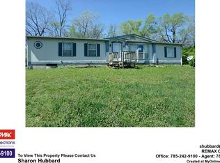 11701 S Vawter Rd, Carbondale, KS 66414