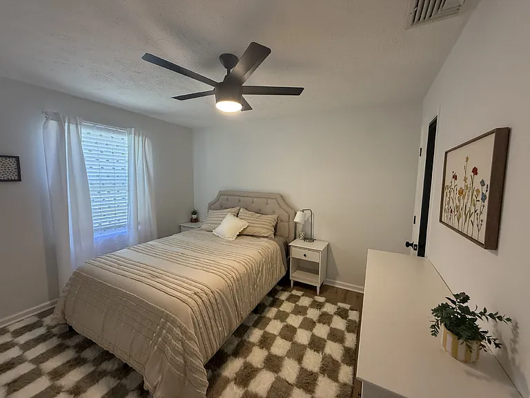 116 Lance Ln — Photo 13