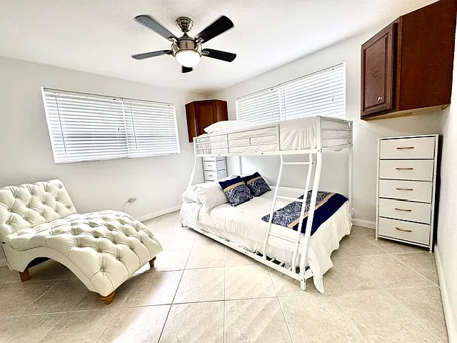 110 Ocean Dr #B — Photo 12