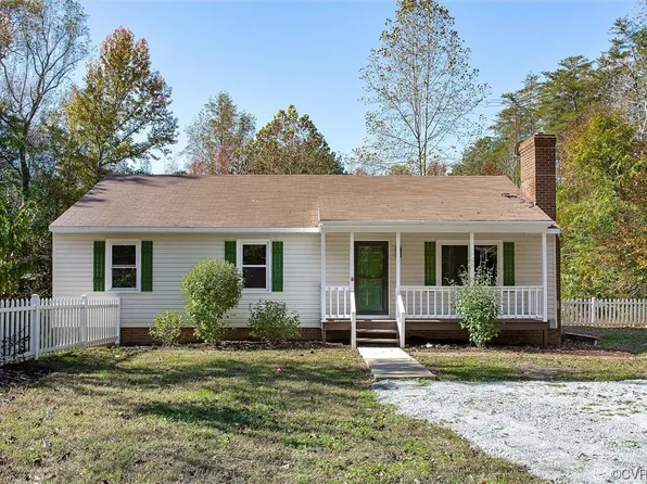 2576 Log Cabin Rd, Maidens, VA 23102