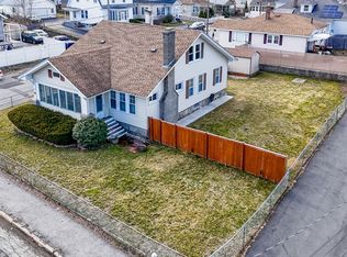 111 Lowell St, Methuen, MA 01844