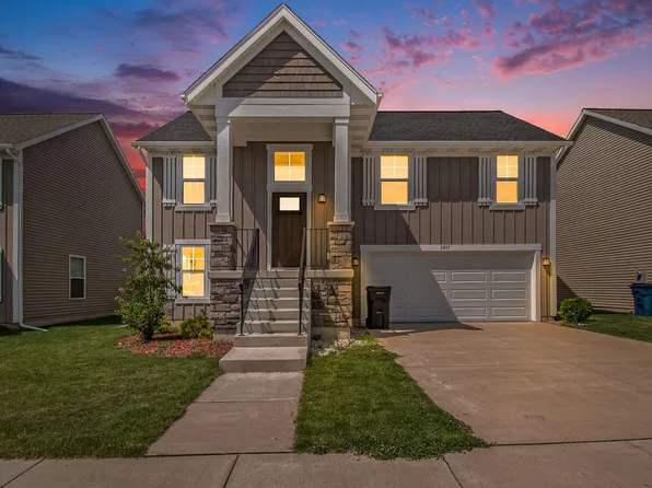 3817 Blazing Star St SE, Kentwood, MI 49512