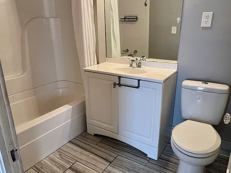 802 S Xanthus Ave — Photo 6