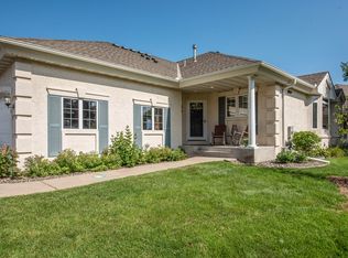 8010 Victoria Ln, Saint Louis Park, MN 55426