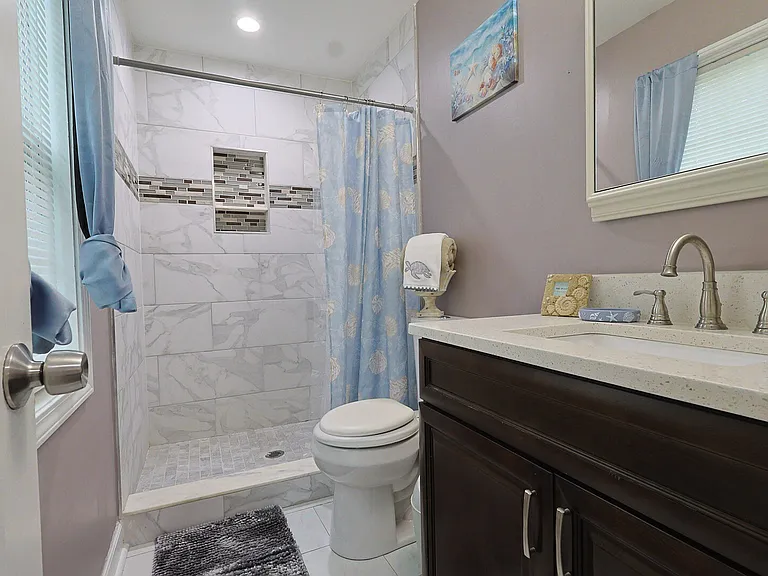 Briar Creek Ln — Photo 7