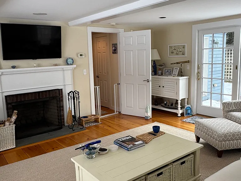 84 Waterside Ln #3 — Photo 17