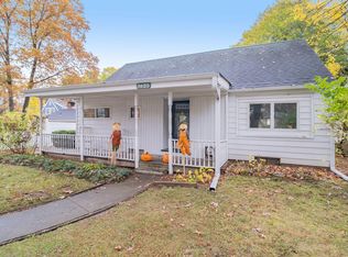 3625 Lovers Ln, Kalamazoo, MI 49001