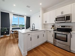 17600 NW 73rd Ave APT 200-6, Hialeah, FL 33015