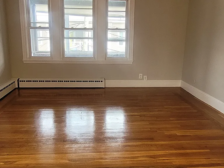 Wonderful spacious living room