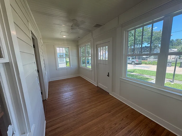 Sunroom facing driveway