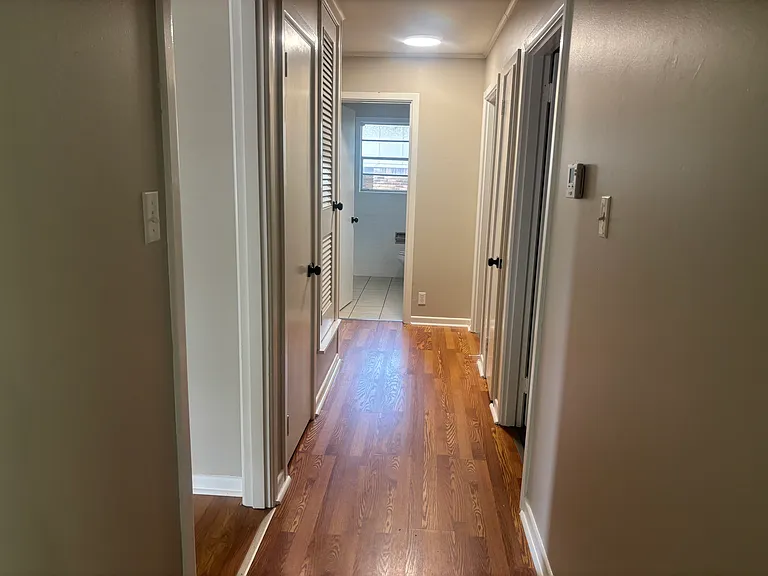 1314 E 31st St — Photo 15