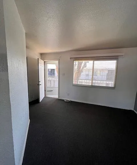 La Plata Manor — Photo 4