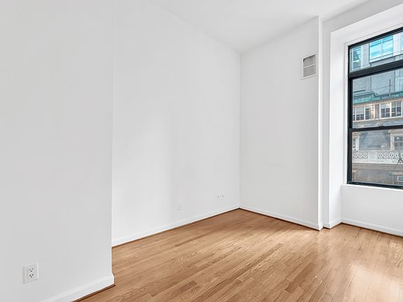 5th image of 121 Madison Ave APT 7G