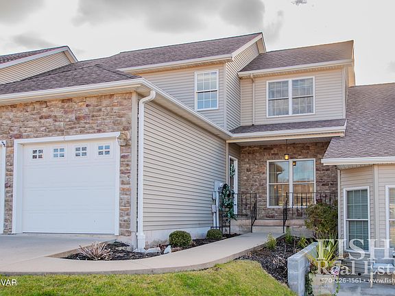 2nd image of 4 Eagle Ct