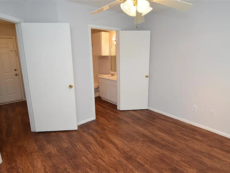 8625 Mallard Reserve Dr #201 — Photo 30