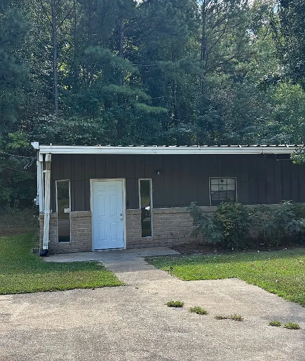 1724 Louise Dr SE #A