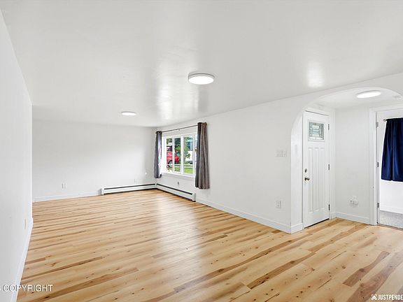3rd image of 2101 W 46th Ave