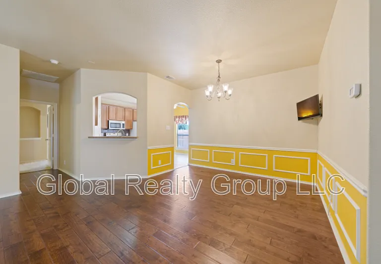 308 Rustic Trl — Photo 9