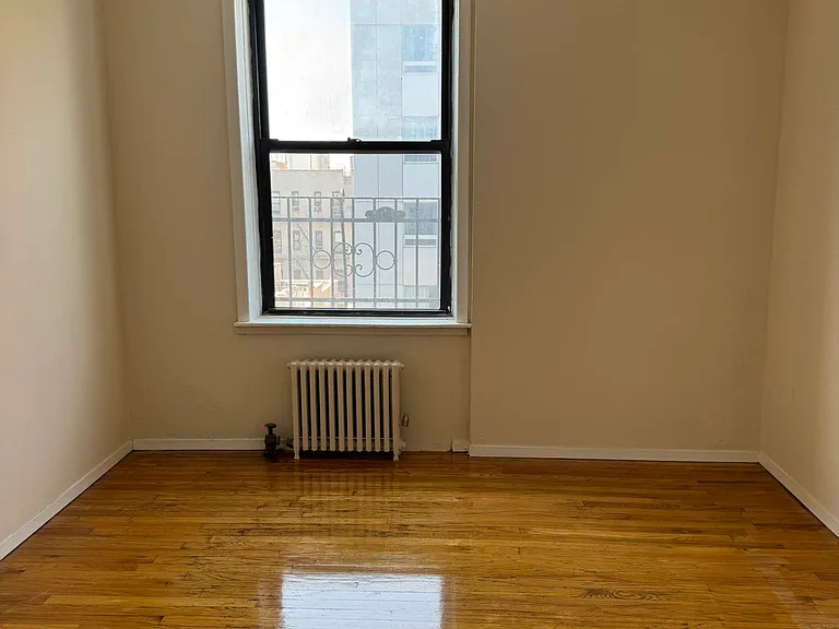 24-35 Steinway St #16 — Photo 10