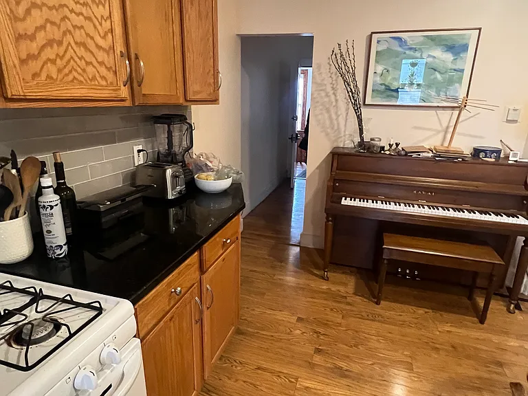 310 Prospect St #6 — Photo 10