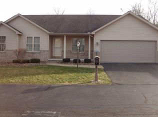 214 Paulo Dr NE, Warren, OH 44483