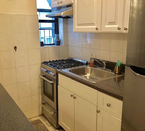 5th image of 350 E 54th St APT 3L