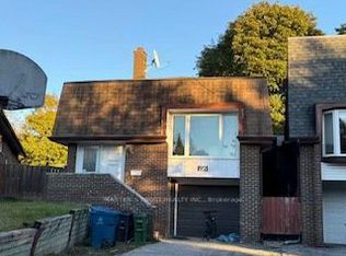 92 Loganberry Cres, Toronto, ON M2H 3H1