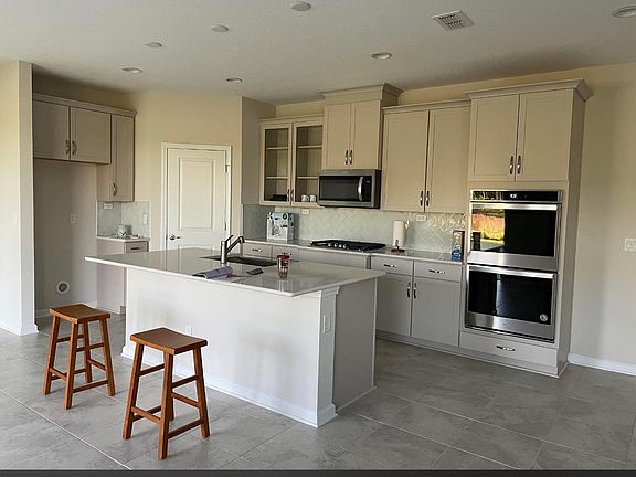 5th image of 75867 Saffron Ln