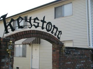 820 3rd Ave NW APT 1, Issaquah, WA 98027