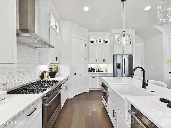 6th image of this home
