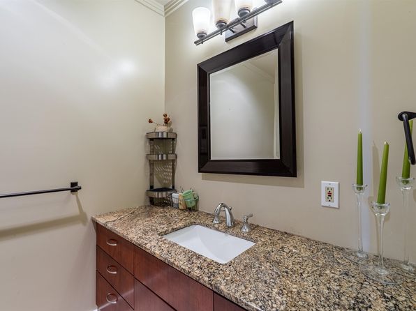 2 bedroom rental in Vancouver — photo 30