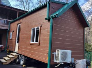 6 S Turkey Creek Rd, Leicester, NC 28748