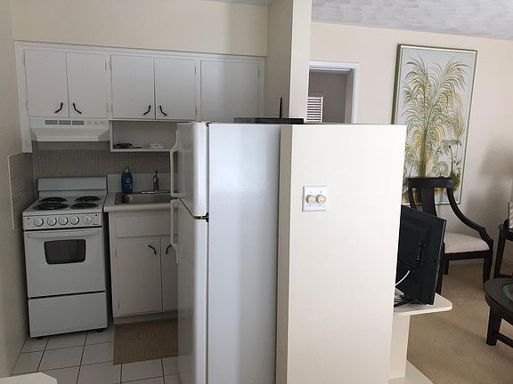 4th image of 4205 Bougainvilla Dr