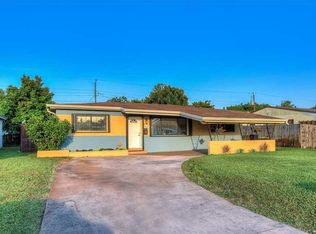 2655 Casablanca Dr, Miramar, FL 33023