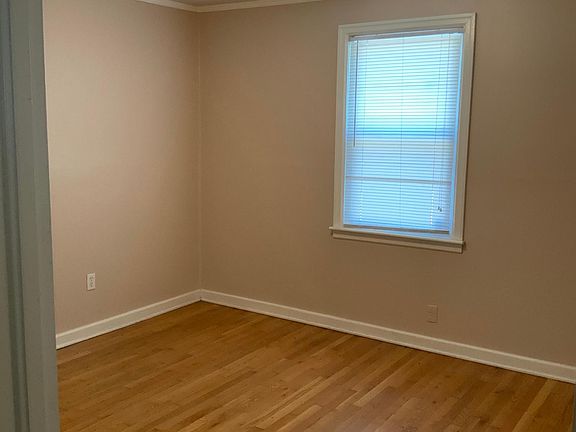 4th image of 1722 Northland Dr