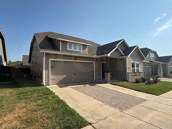 3rd image of 2305 Paxton Way