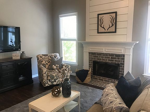 4th image of 349 Laurel Glen Xing