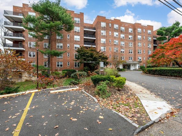 1133 Midland Ave APT 4C