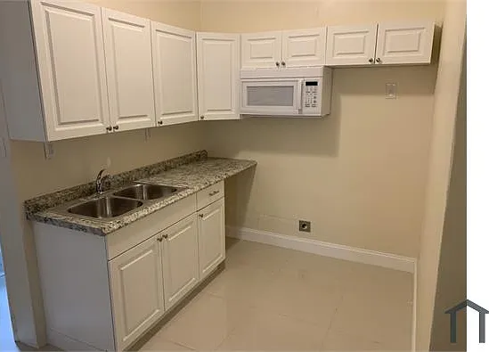 480 NE 162nd St #480 — Photo 9
