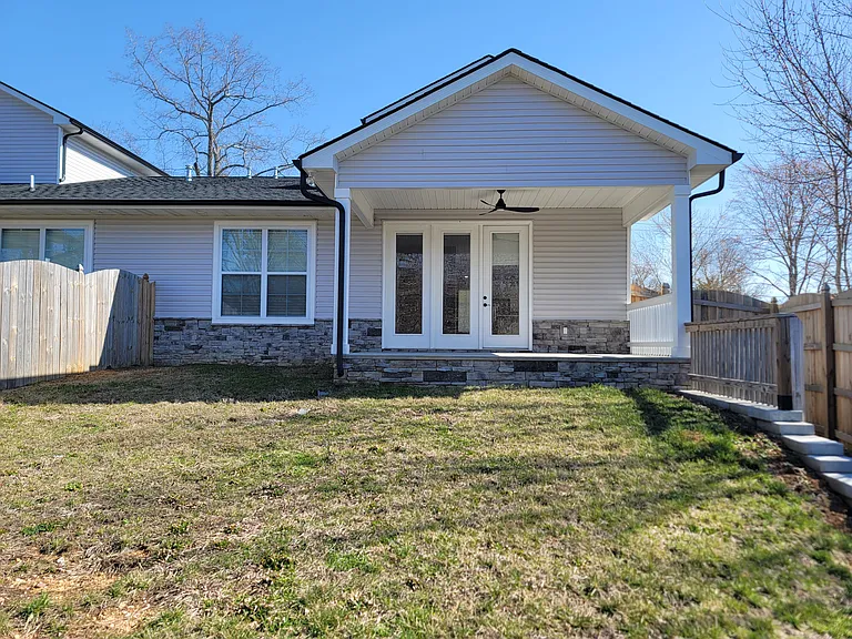 7009 Wright Rd — Photo 3