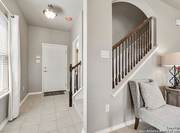 3rd image of 1315 Crane Ct